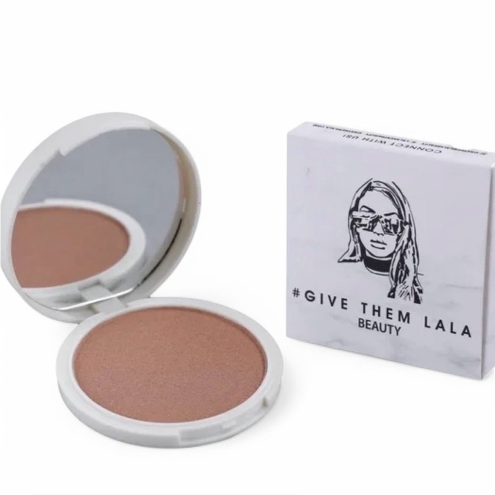 #GIVE THEM LALA Beauty Pink-Bronze Pressed Powder Blush with Mirror